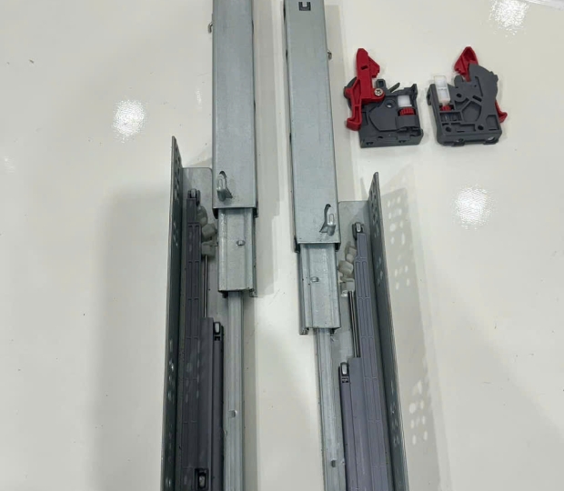 Ray âm 3 tầng giảm chấn QC 250-500MM NGŨ KIM PHÁT TRIỂN