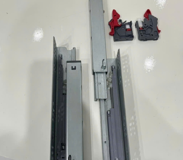 Ray âm 3 tầng giảm chấn QC 250-500MM NGŨ KIM PHÁT TRIỂN