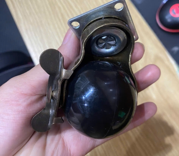 BÁNH XE ĐỊA CÂU ĐẾ VUÔNG PT