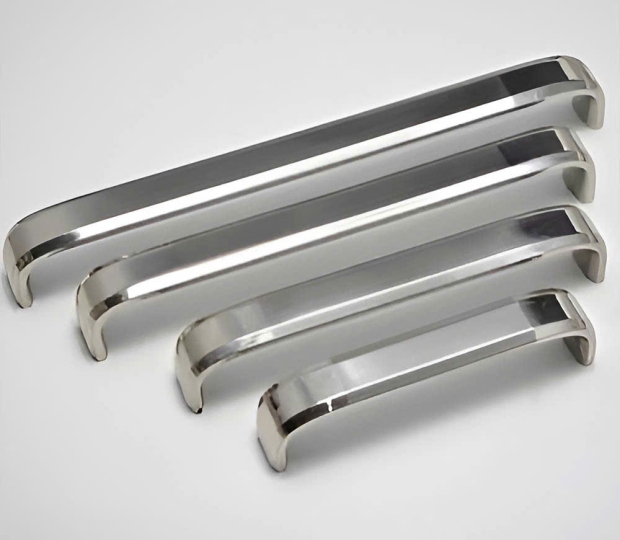 TAY NẮM THANH CHỮ U