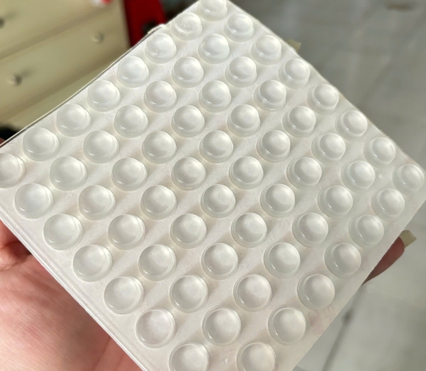 HẠT NHỰA CHỐNG VA ĐẬP NGŨ KIM PHÁT TRIỂN