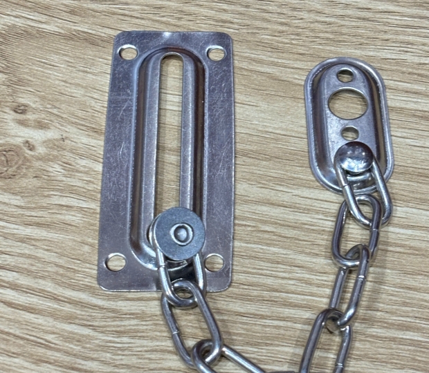 KHÓA CHỐT AN TOÀN DẠNG XÍCH