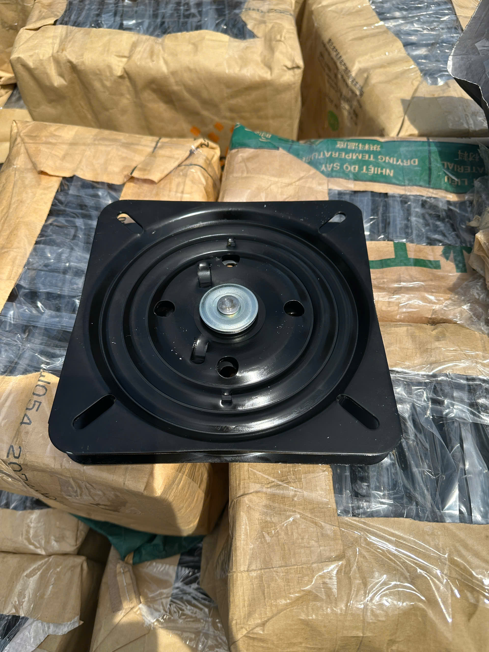 địa điểm bán mâm xoay ghế 200x200mm giá rẻ Bình Dương