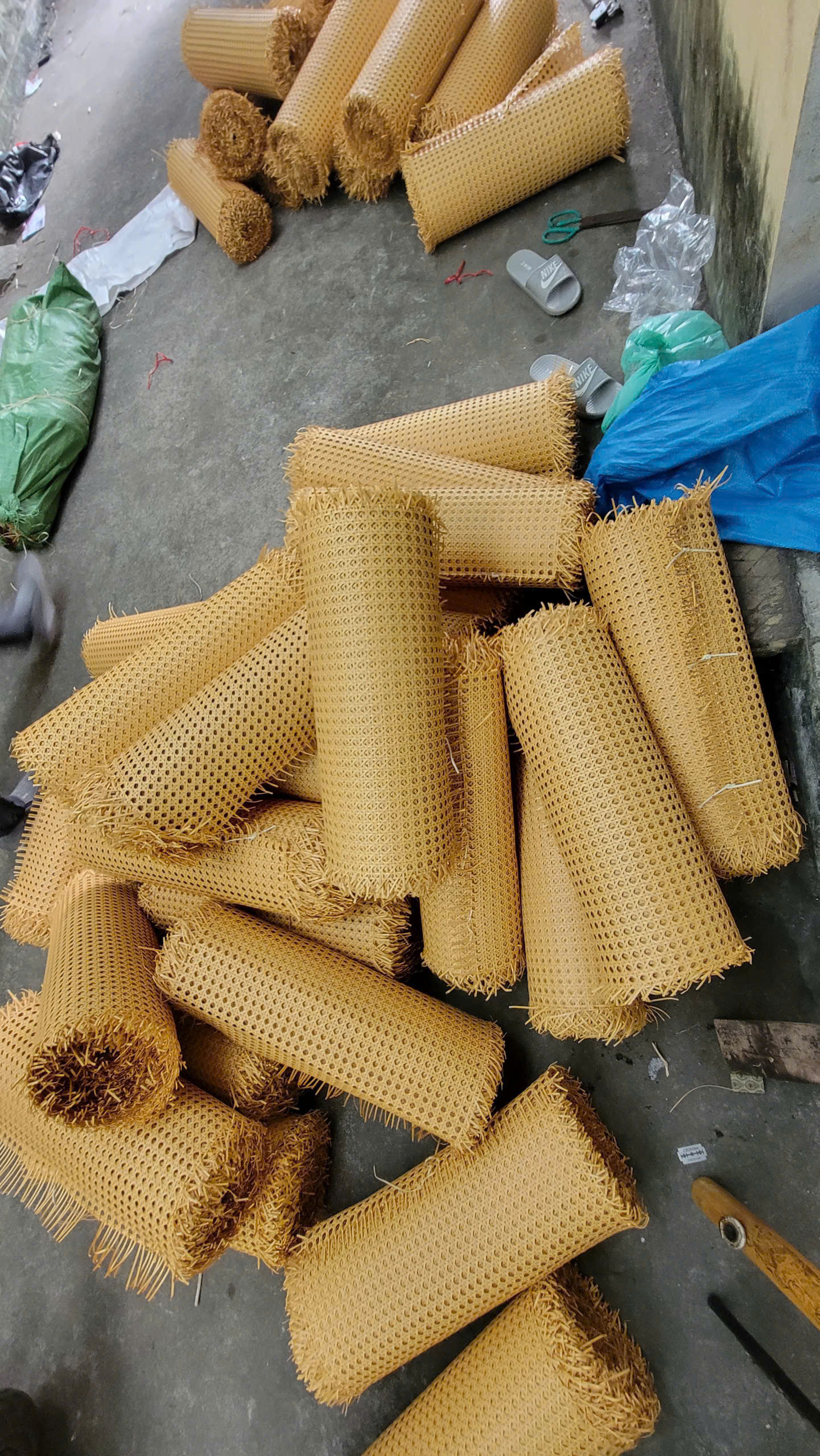 mây mắt cáo nhựa giả mây